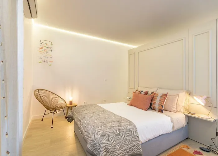 Daisy's House - Stylish And Loft